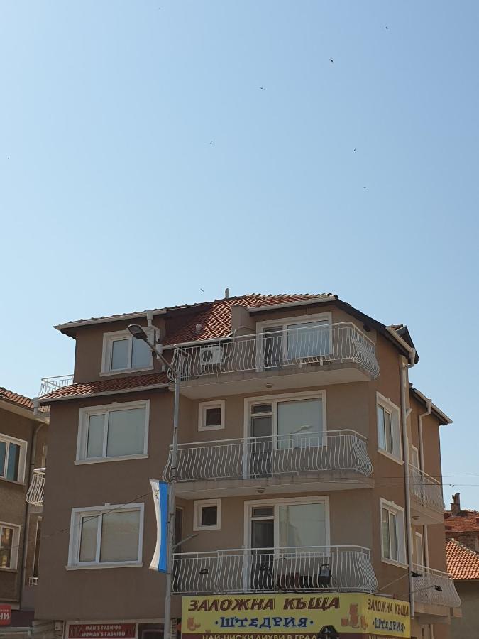 Guest House Taligarov Pomorie Exterior foto